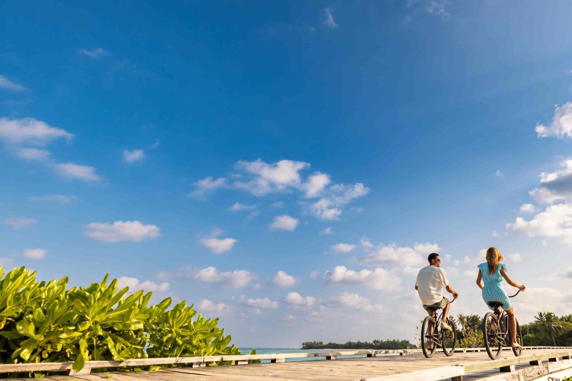 Отель Ozen Life Maadhoo Maadhoo  Экстерьер фото